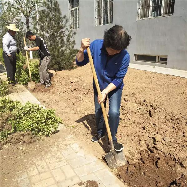 榜样的力量 || 孔焕兰:一生守后勤 养护桃李情