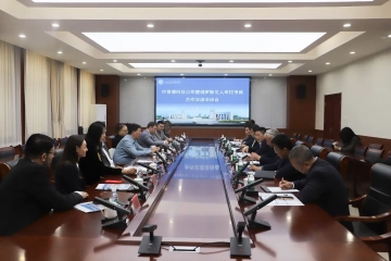 打造中俄教育合作新典范 | 中育博科技公司暨俄罗斯友人莅临我校洽谈合作