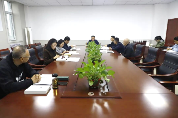 我校党委理论学习中心组第十四次集体学习:强化国防教育,赋能学校高质量发展