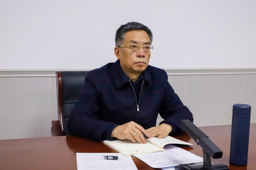 我校党委理论学习中心组开展本年度第二次集体学习