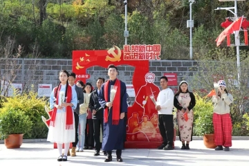 国庆亮眼“红色剧”背后:这所高校“实践+思政”双驱动的育人实践太赞了!