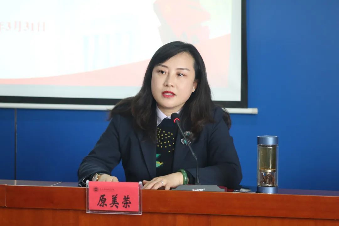 10e57aebe55f49e10b0e1e7ef6b78f5b 10e57aebe55f49e10b0e1e7ef6b78f5b